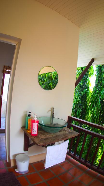 Baan2rai Hotel Kanchanaburi Buitenkant foto