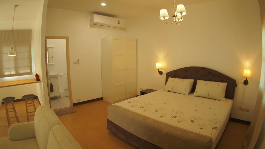 Baan2rai Hotel Kanchanaburi Buitenkant foto