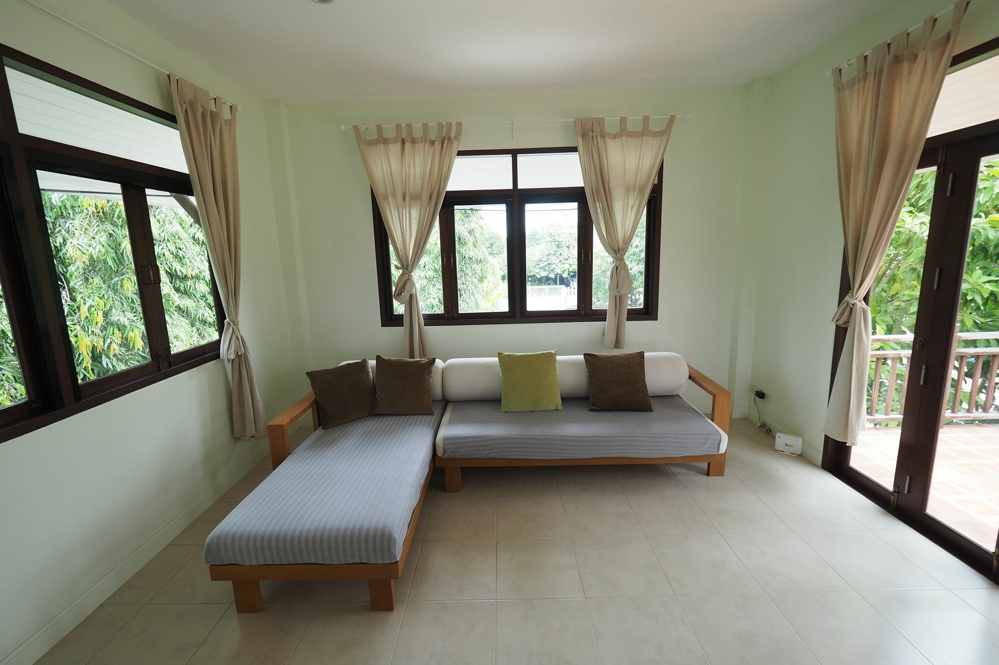 Baan2rai Hotel Kanchanaburi Buitenkant foto
