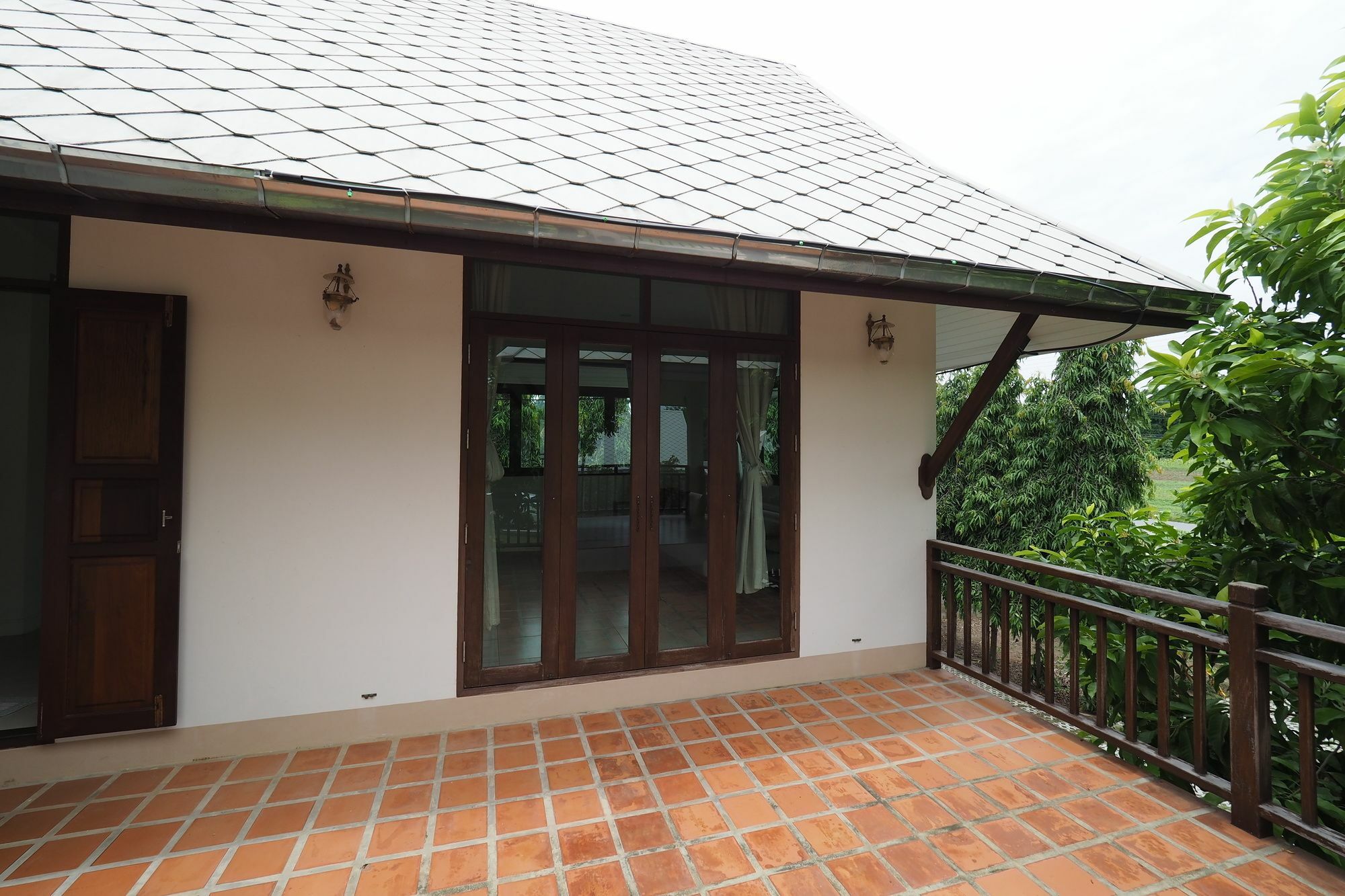 Baan2rai Hotel Kanchanaburi Buitenkant foto